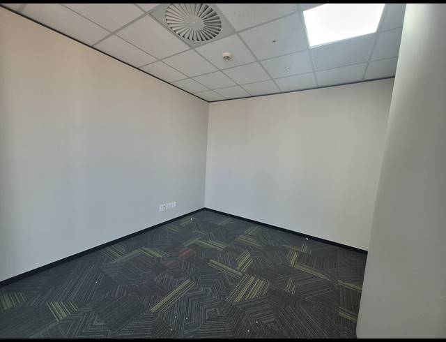 318M² OFFICE TO LET IN SANDTON CENTRAL